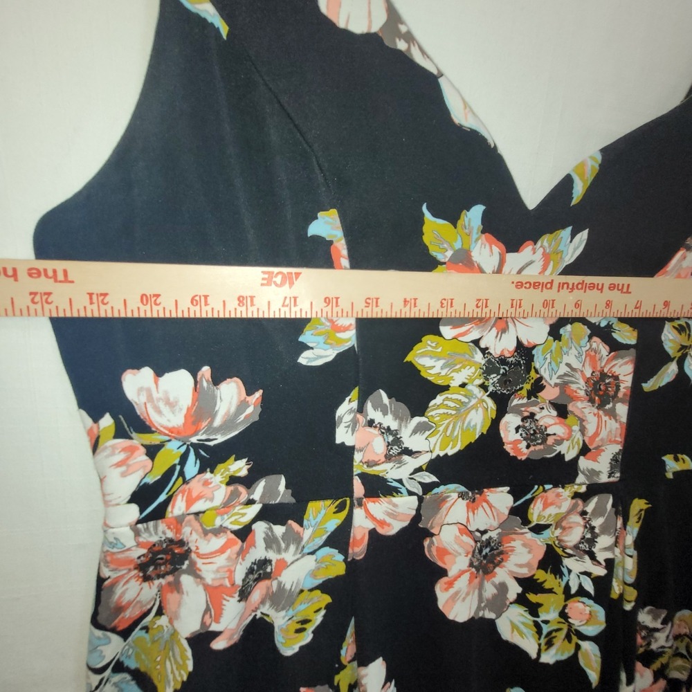 Torrid Sleeveless Dress Sz 20 Ponte Skater Pleated Sweetheart Neck Black Floral - Picture 8 of 13